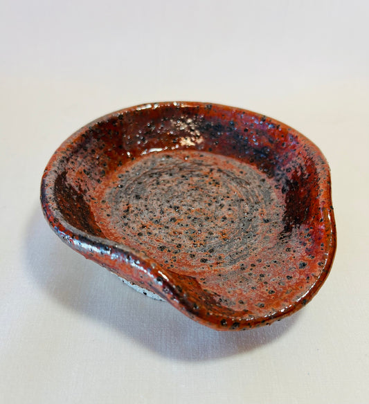 Seep and Sit (small spoon rest), ketchup glaze