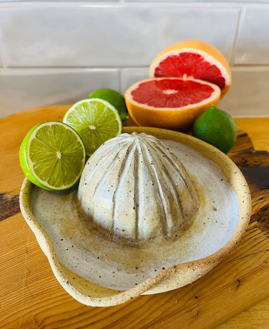 Citrus Juicer, howlite and copal glaze