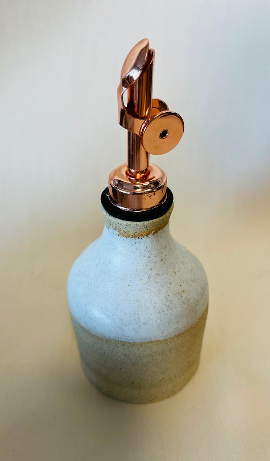 Drizzle Pourer (tapered neck), howlite glaze