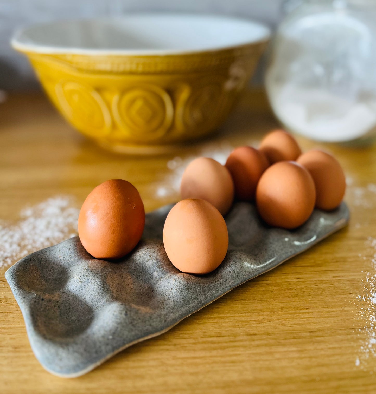 Hold the Dozen (12 Egg Tray), galenta glaze