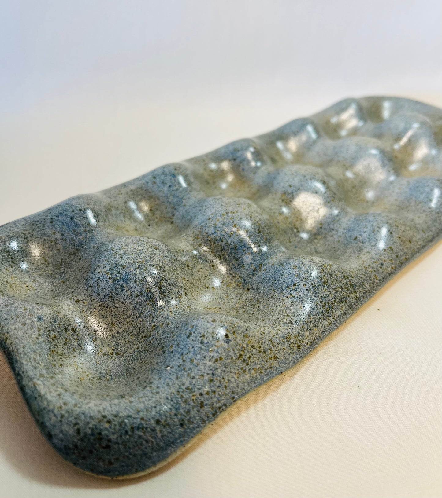 Hold the Dozen (12 Egg Tray), galenta glaze