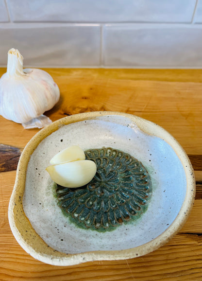 Garlic Grater, howlite and amazonite glaze