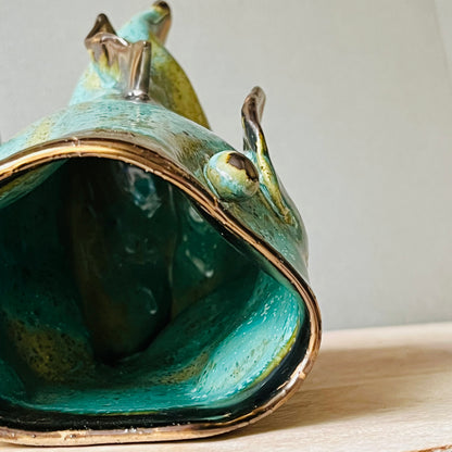 Golden Lipped Fish Sculpture