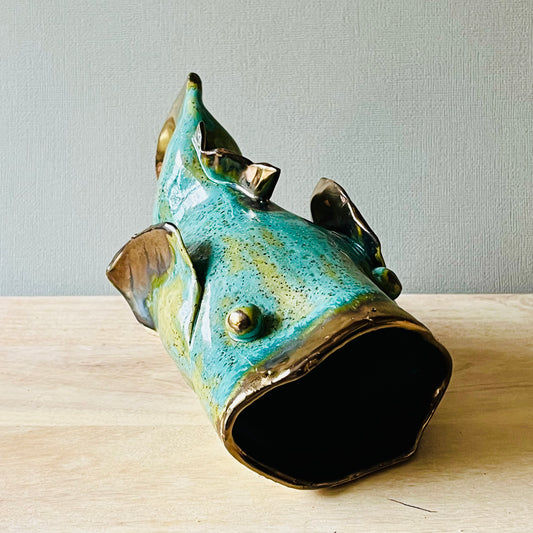 Golden Lipped Fish Sculpture