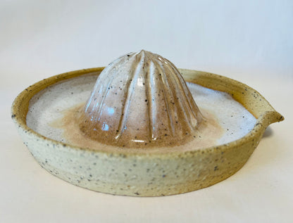 Citrus Juicer, howlite and coral glaze